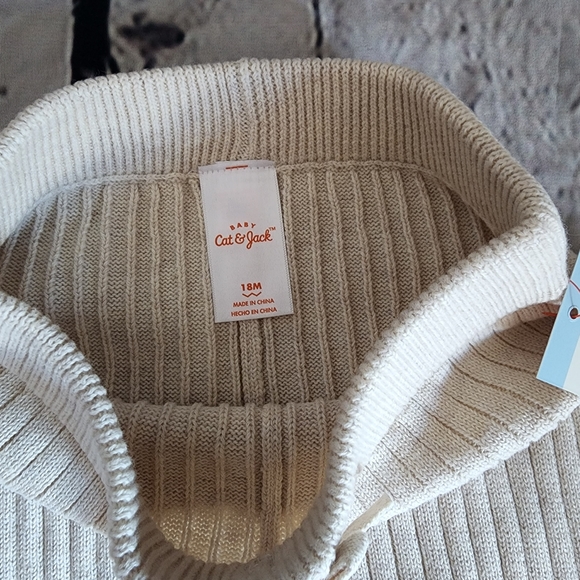 Beige bubble knit baby set cat and Jack 18 months - Picture 9 of 11